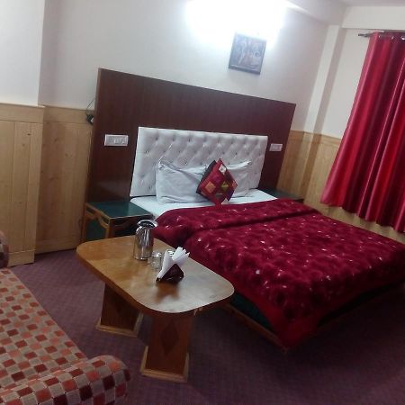 Gautam Hotel & Cottage Manāli Exterior foto